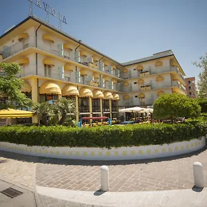 3* Hotel Savoia
