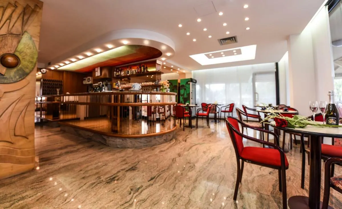 ***  Hotel Caesar Misano Adriatico Italie